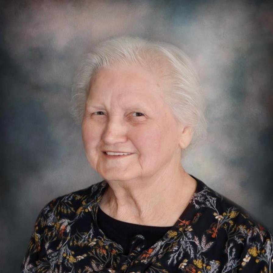 Mary Lue Chesson — photo 3