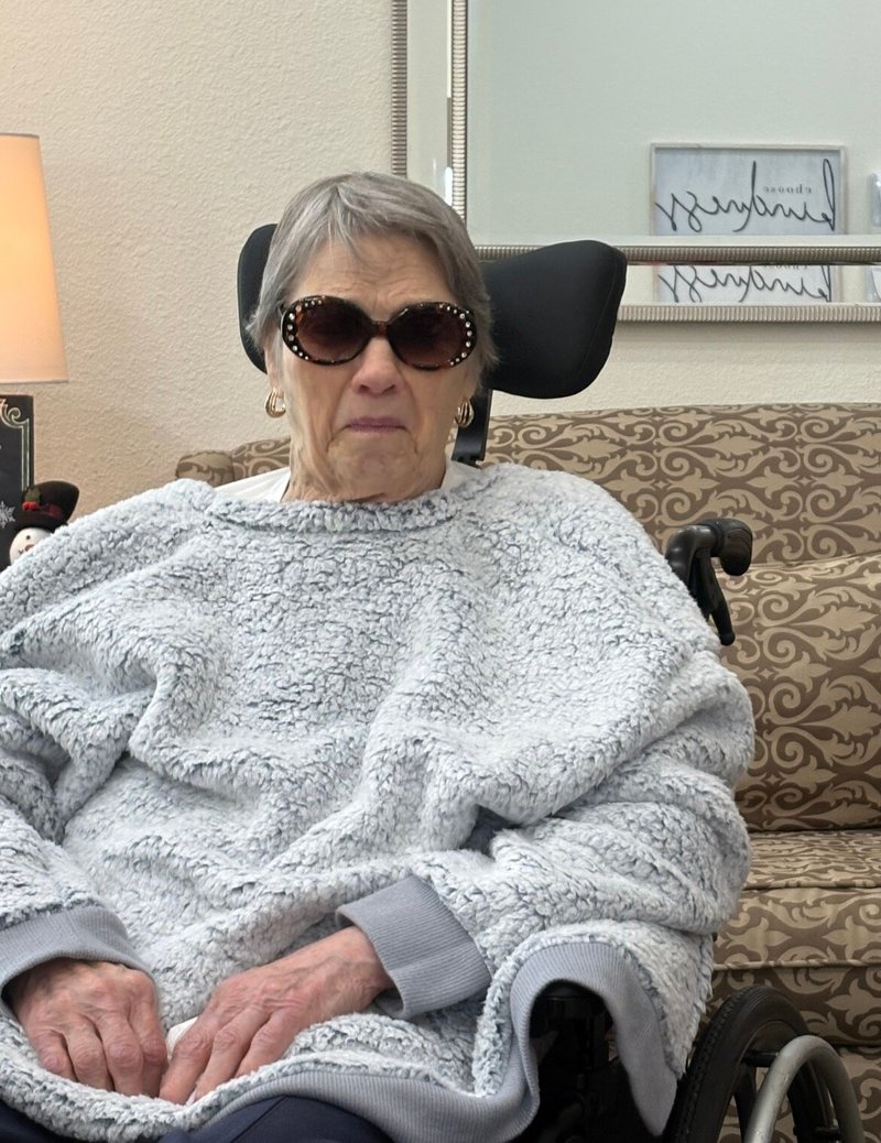 Linda Jean Mettlen - Photo 2