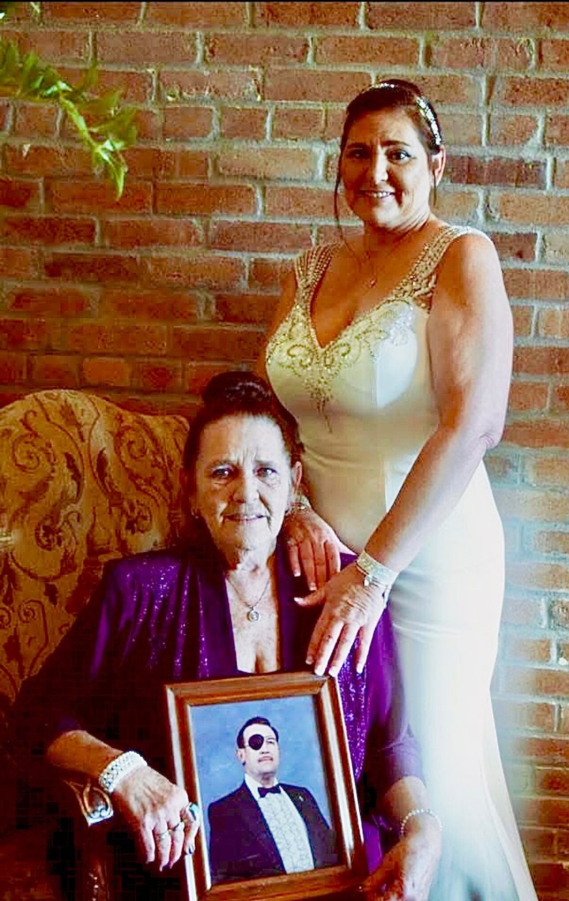 Andra Kay Galloway - Photo 3